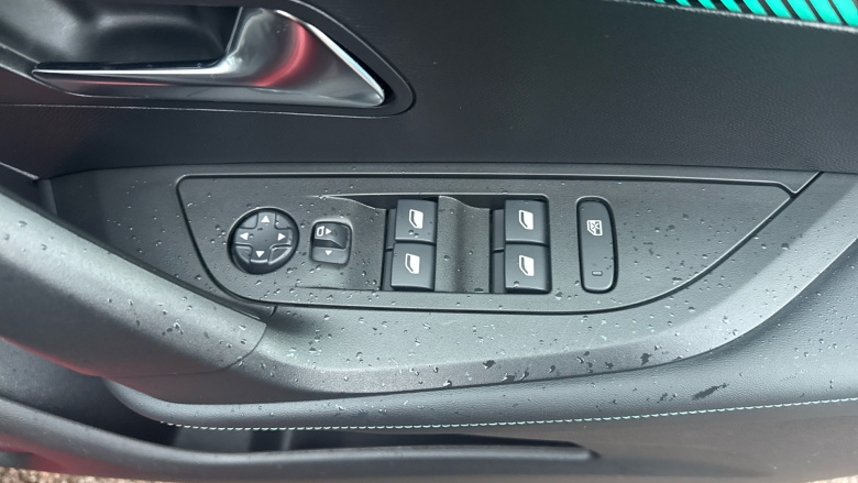 Peugeot 2008 100kW Allure Premium+ 50kWh 5dr Auto Electric Estate